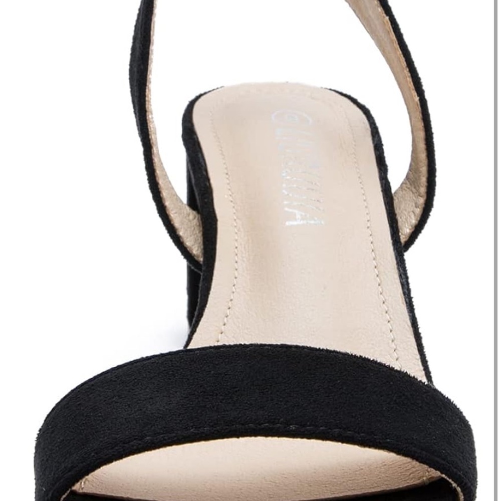 Elegant Black Ankle Strap Sandals - Picture 4 of 9